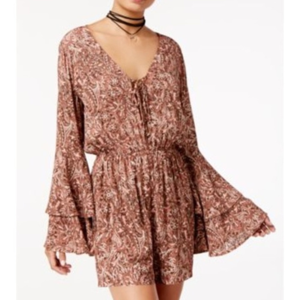 American Rag S tiered‎ long bell sleeves romper